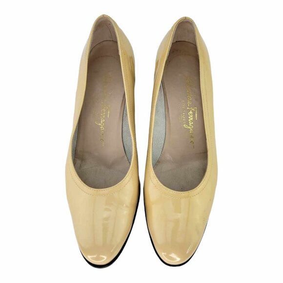 AUTHENTIC SALVATORE FERRAGAMO Stitched Patent Wedge Pumps Sz 7 - Tan / Cream - Picture 9 of 11